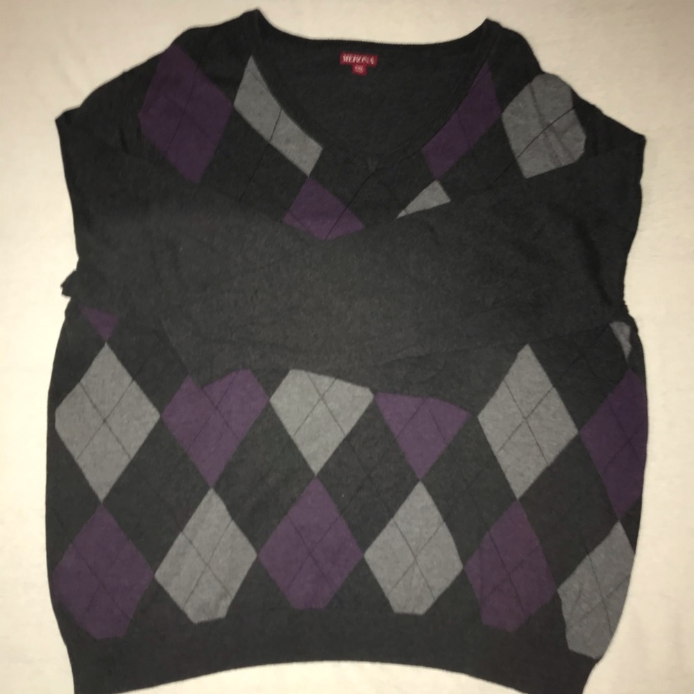 Man V-neck sweater